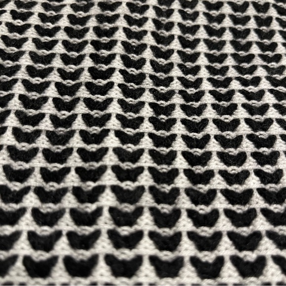 💗MUST GO free ship! Banana Republic Heart Stitch Sweater - Medium - Heavyweight - Picture 7 of 7